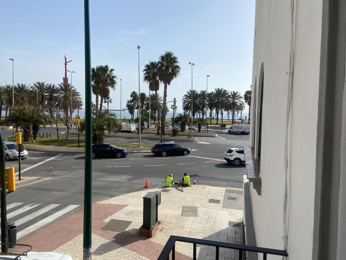 Crisana Beach Malaga Bagian luar foto