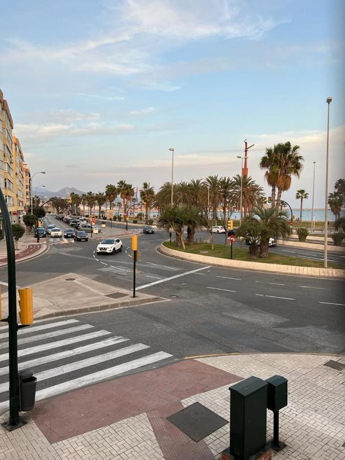 Crisana Beach Malaga Bagian luar foto